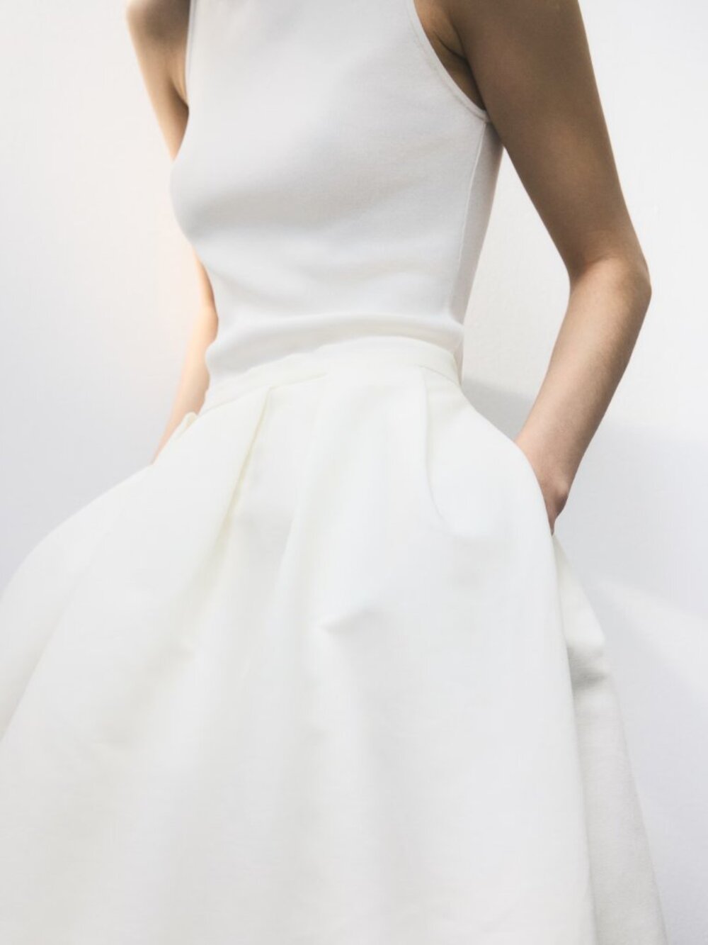 NWT Classic Circle Skirt Minimalist Office - Picture 2 of 4